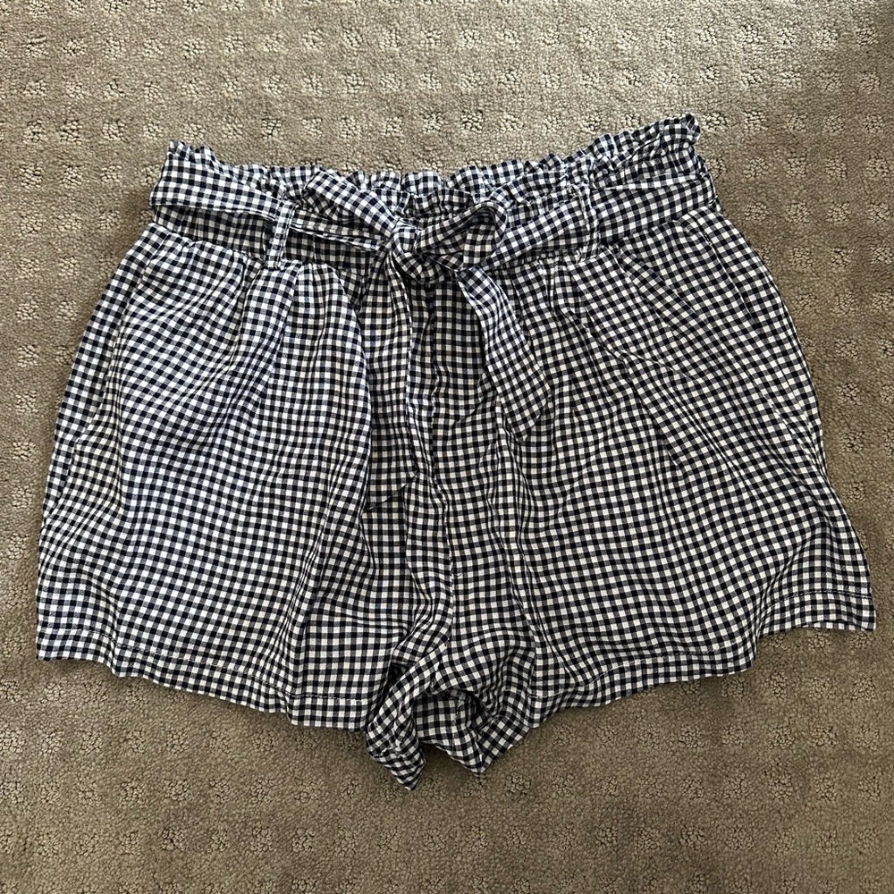 Forever 21 Checkered Paper Bag Shorts - Size M